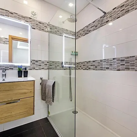Lagoon Bleue Apartamento *